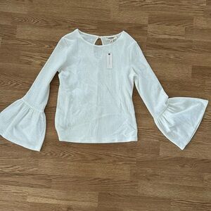 Top with statement sleeves